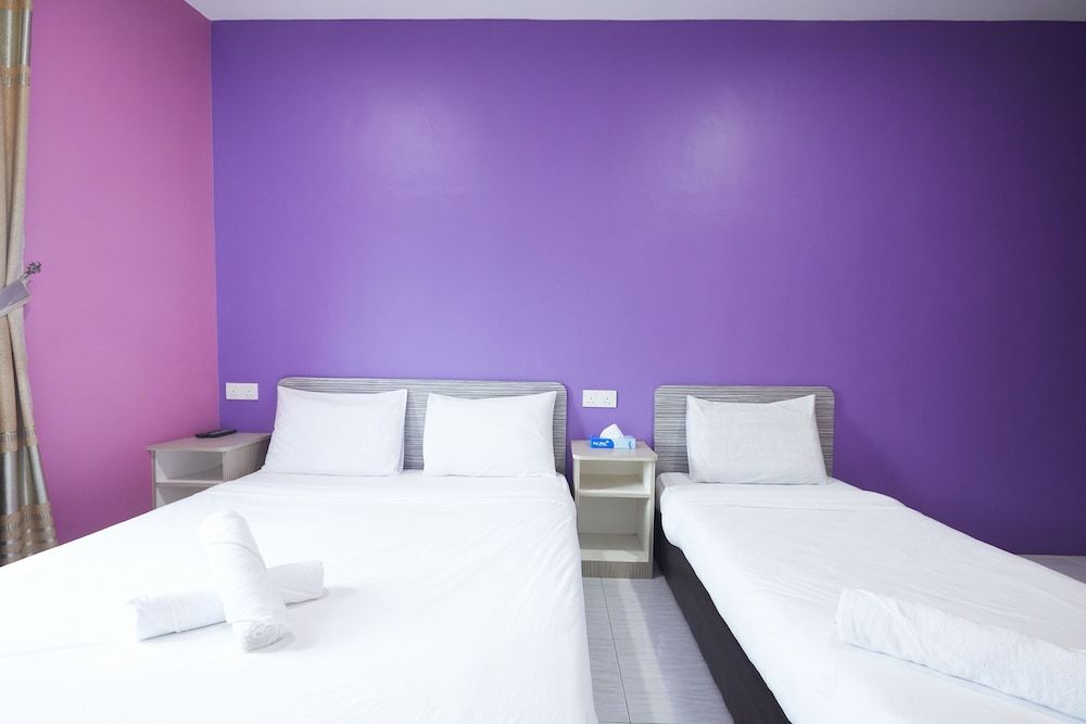 Sy Jerantut Hotel SUITE TRIPLE 3