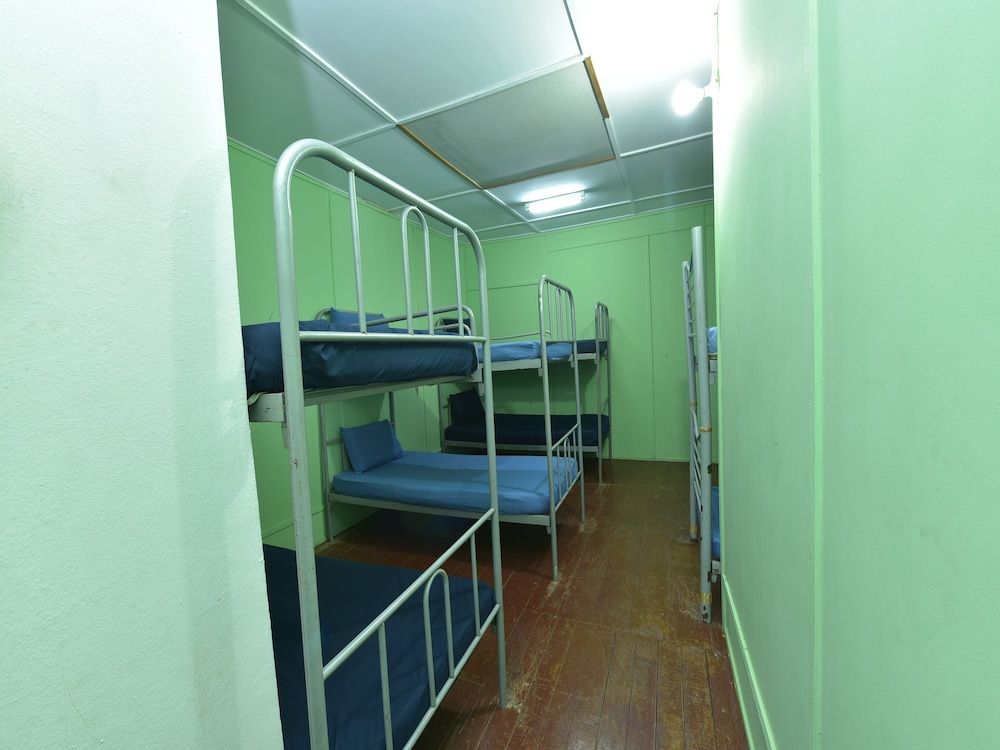 Shared Dormitory, Women only
