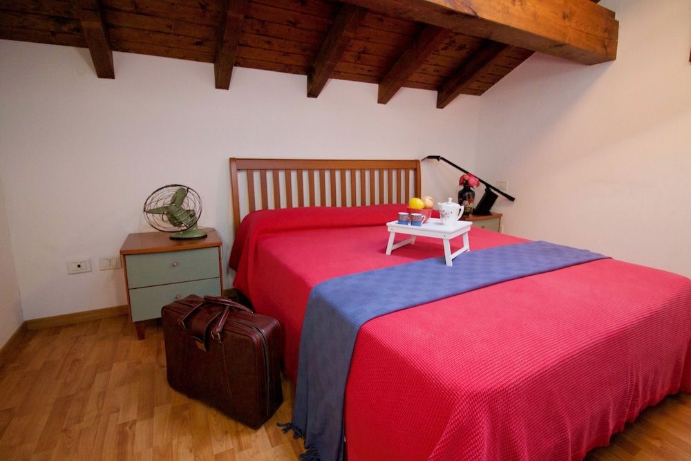 Family Apartment, 4 Bedrooms, 2 Bathrooms (Sunflower Relax  Pool and Terrace)