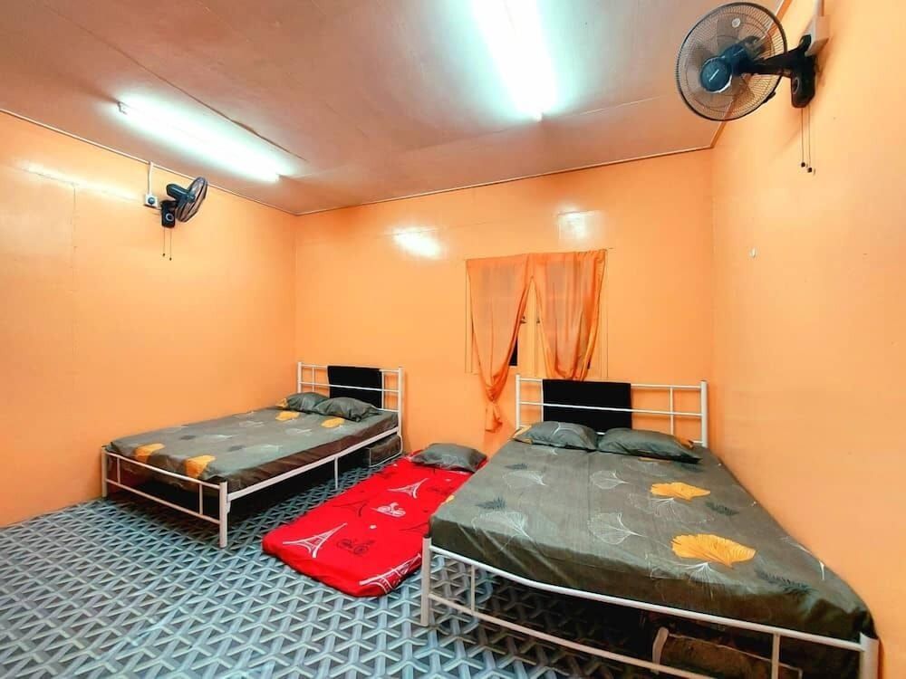 Family Room, Shared Bathroom