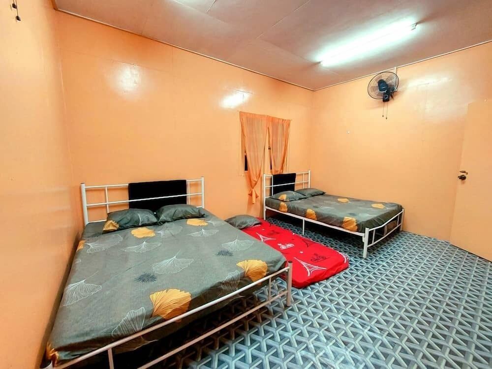 Family Room, Shared Bathroom