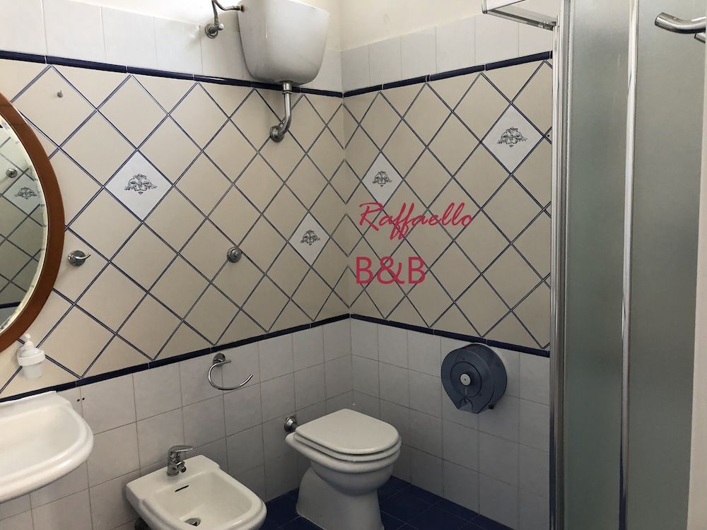 B & B Raffaello Triple Room (o Quadrupla) 5
