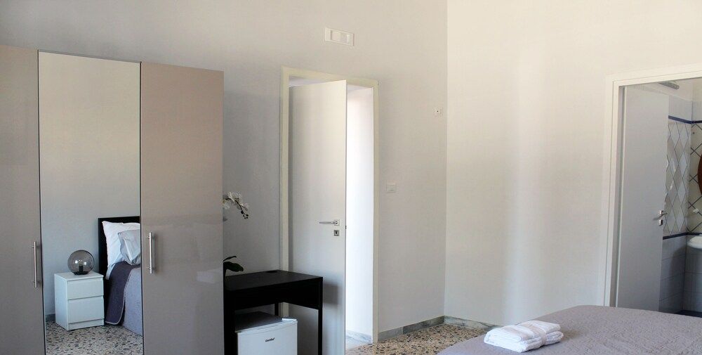 B & B Raffaello Triple Room (o Quadrupla) 3