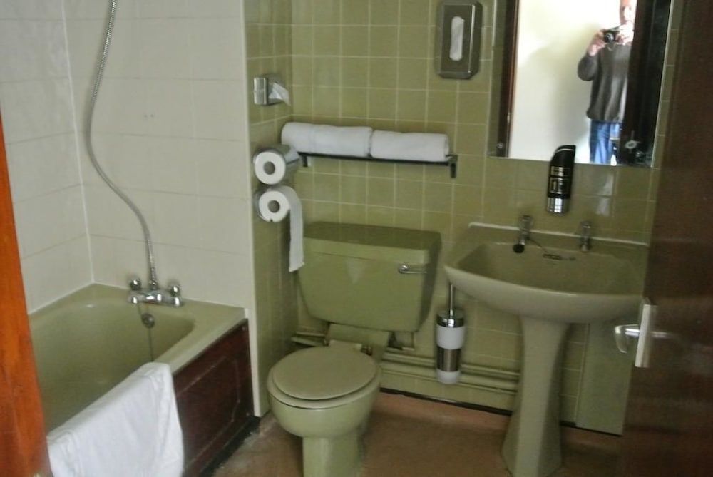 Pelham Hotel Family Room 3