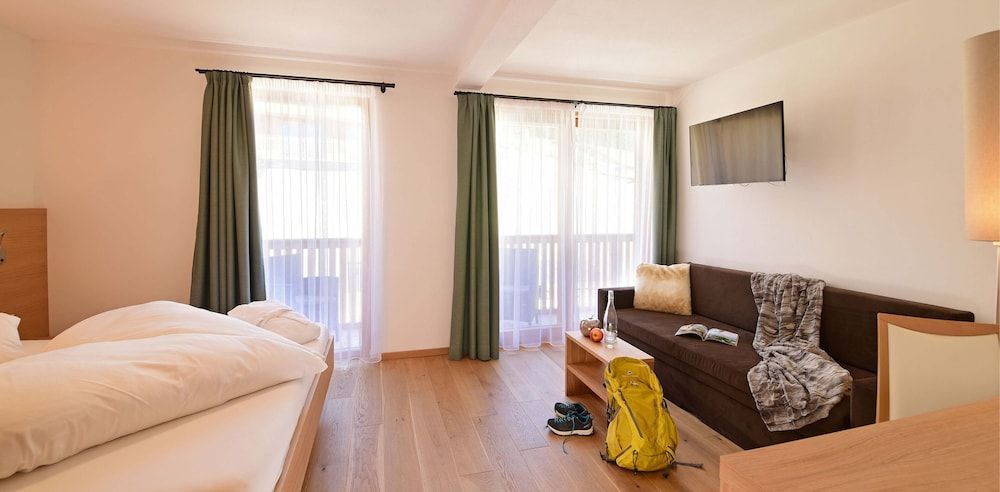 Comfort Double Room, Balcony (Almrausch KZN)