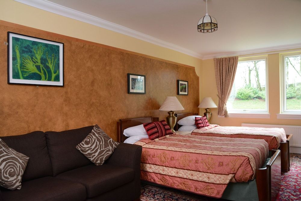 Superior Twin Room, Garden View