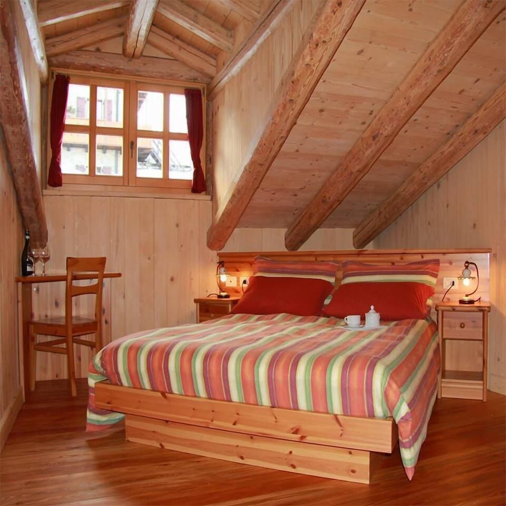 Comfort Quadruple Room, Connecting Rooms, Mountain View