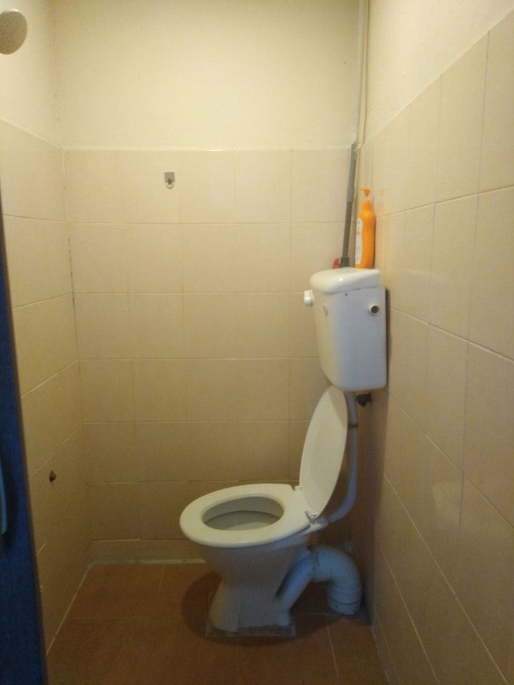 Tyh Hotel Standard Room 4