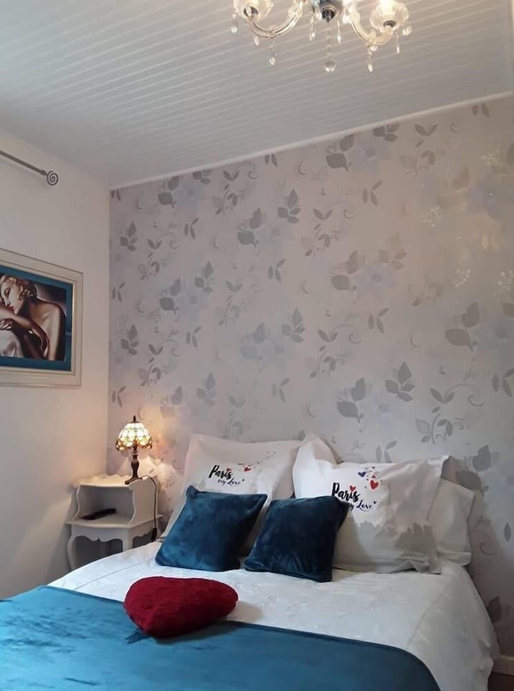 Double Room (Annee Folle)