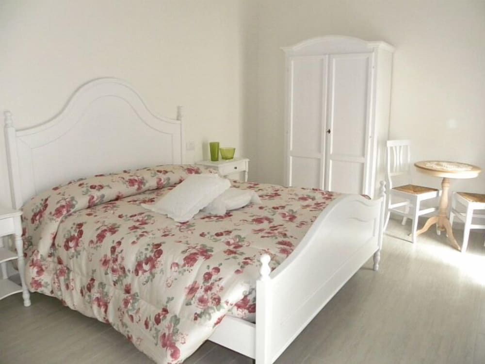 Deluxe Double Room, Garden View (Rondinella)