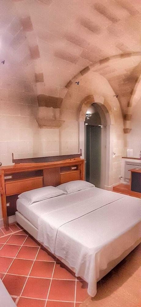 Masseria Le Lamie Deluxe Triple Room (4) 3