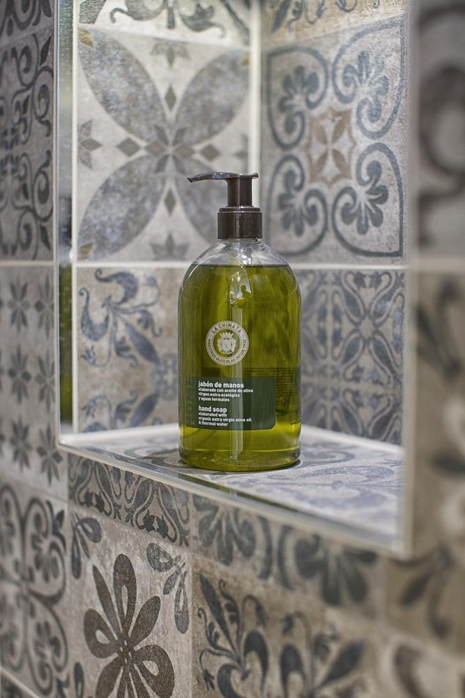 José Pizarro The Swan Inn Esher Deluxe Double Room 4