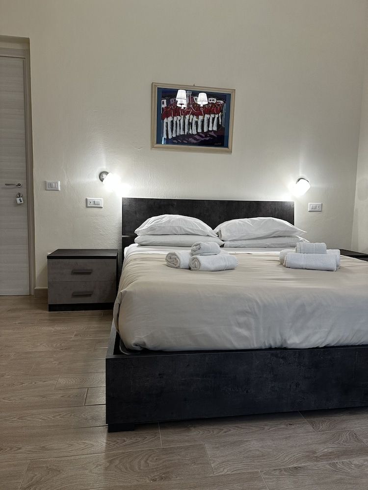 Domo Achenza Guesthouse Standard Room 2