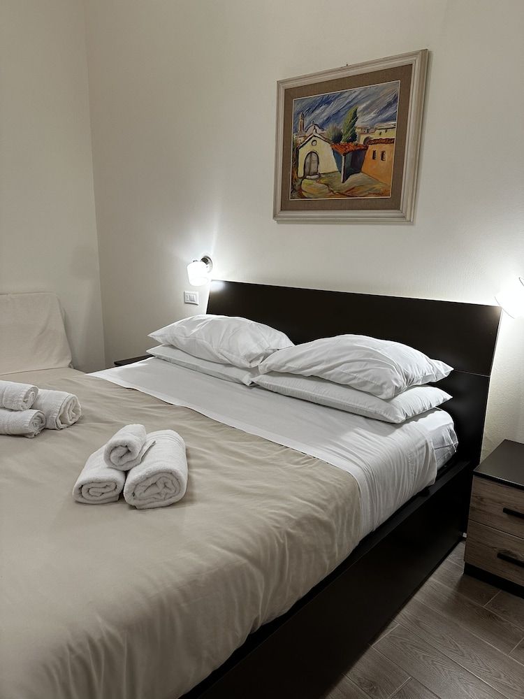 Domo Achenza Guesthouse Family Room 3