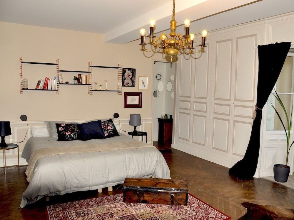 Standard Triple Room, Private Bathroom, Park View (Chambre sur jardin)