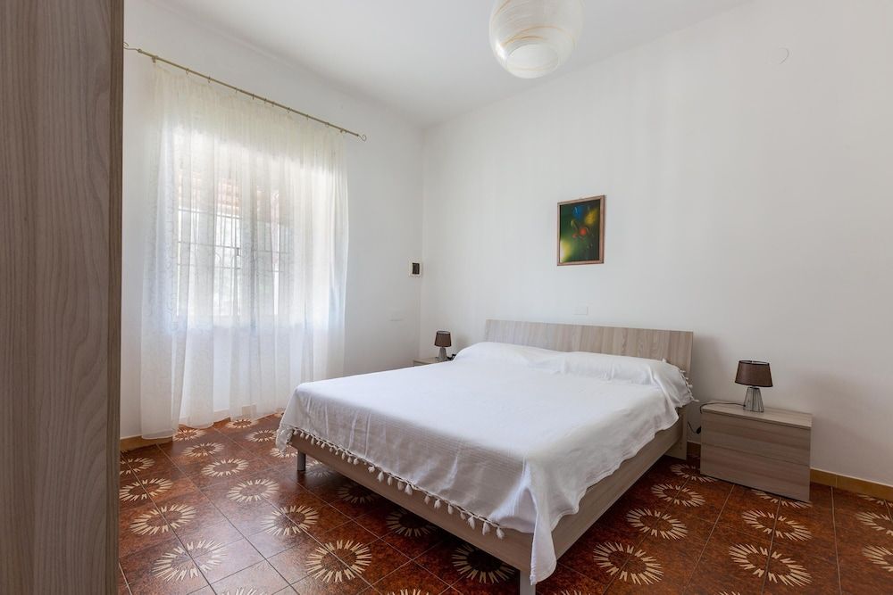 Basic Apartment