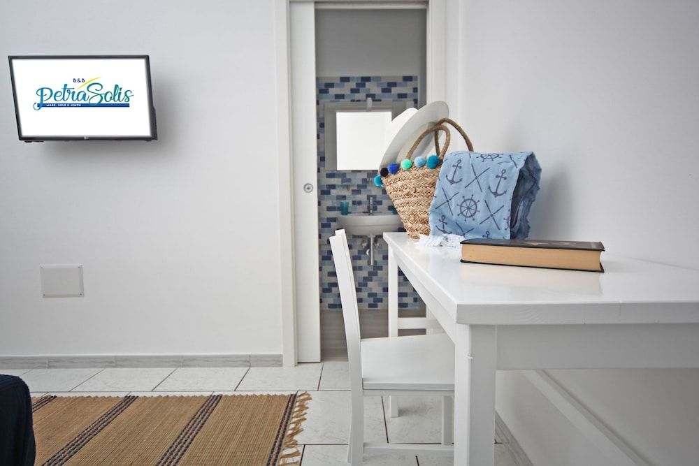 Petra Solis Deluxe Double or Twin Room 4