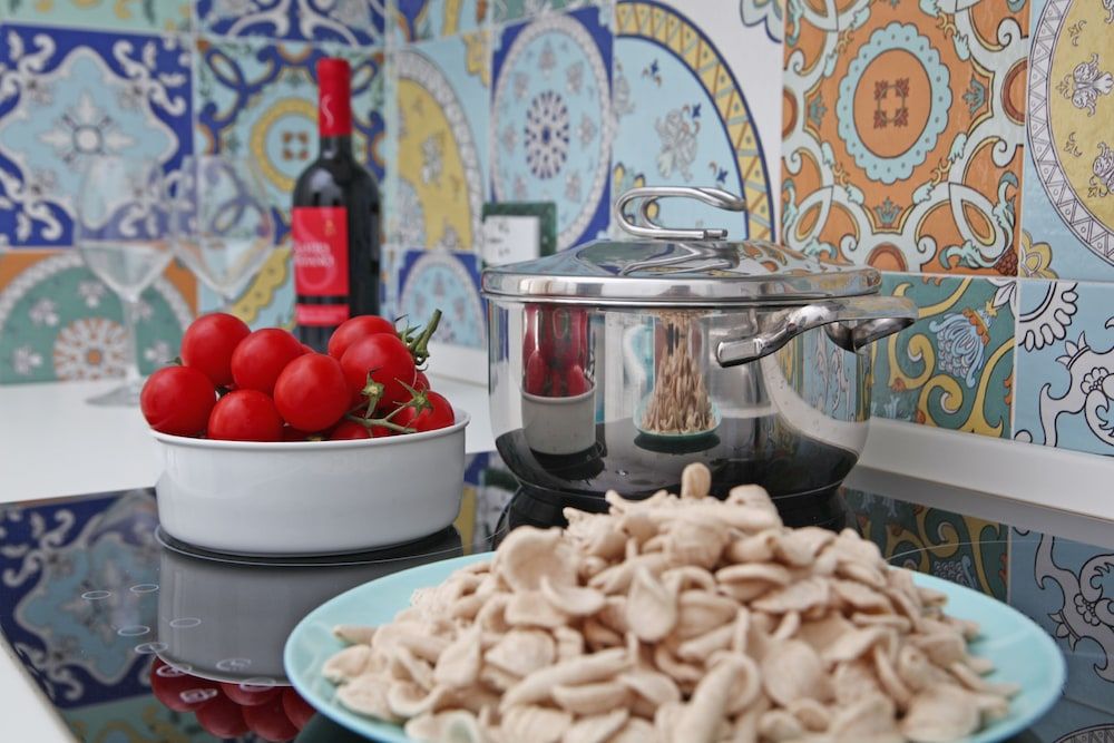 Petra Solis Deluxe Studio 12