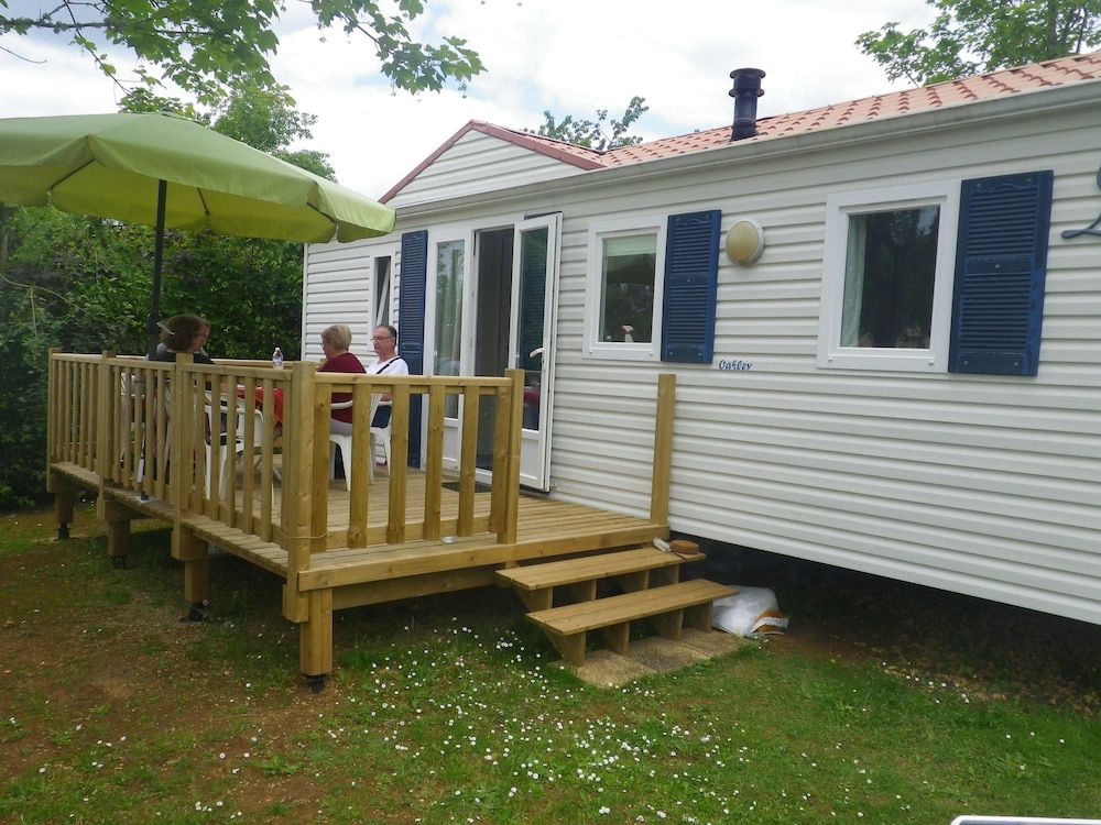 Comfort Mobile Home, Terrace
