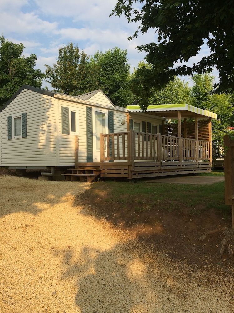 Comfort Mobile Home (terrasse semi couverte)
