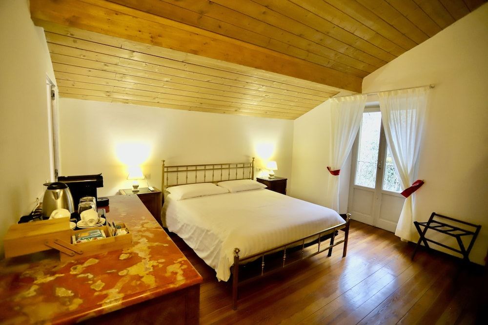 La Villa Del Lago Comfort Room