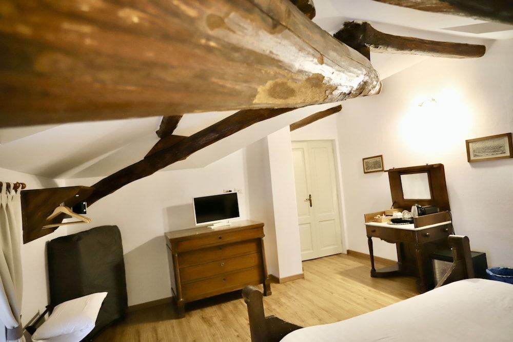 La Villa Del Lago Comfort Room 10