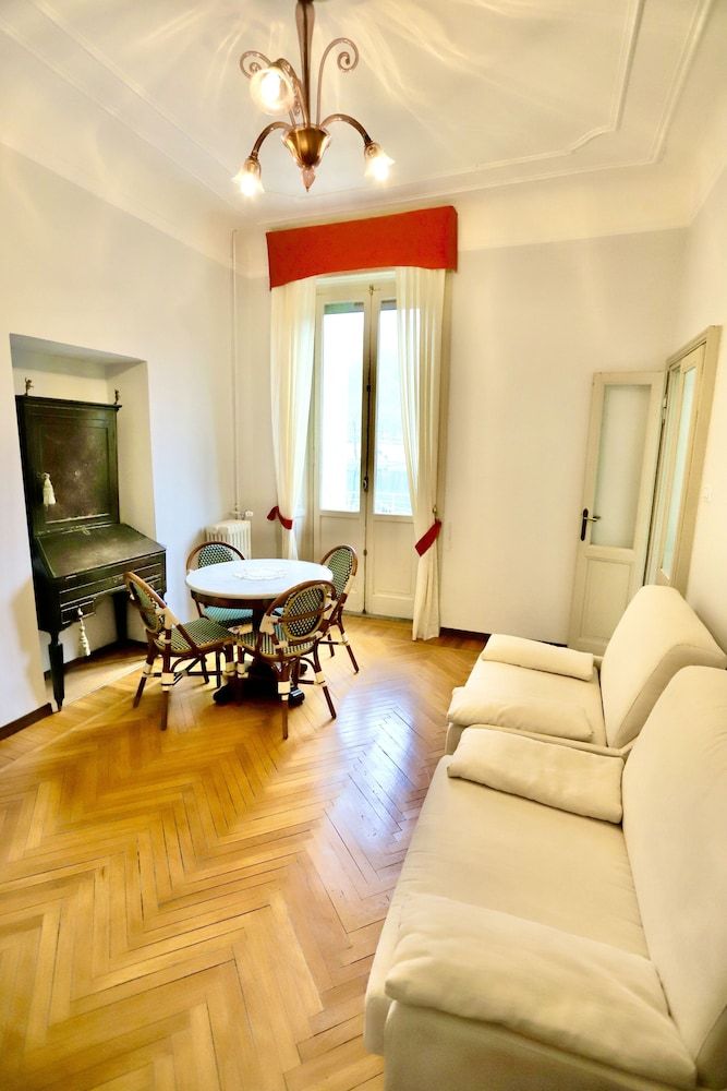 La Villa Del Lago Royal Cabin 37