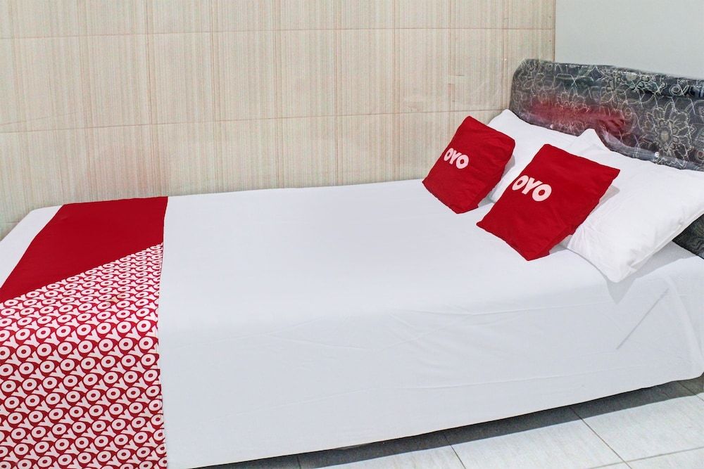 Hotel O Mariko's House Deluxe Double Room 3