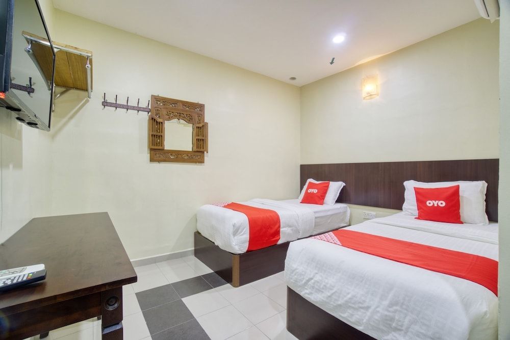 Standard Twin Room