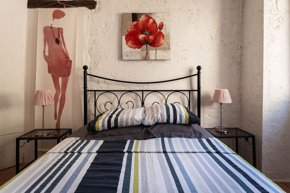 Prieuré d'orniols Family Apartment (Pont du Gard) 2