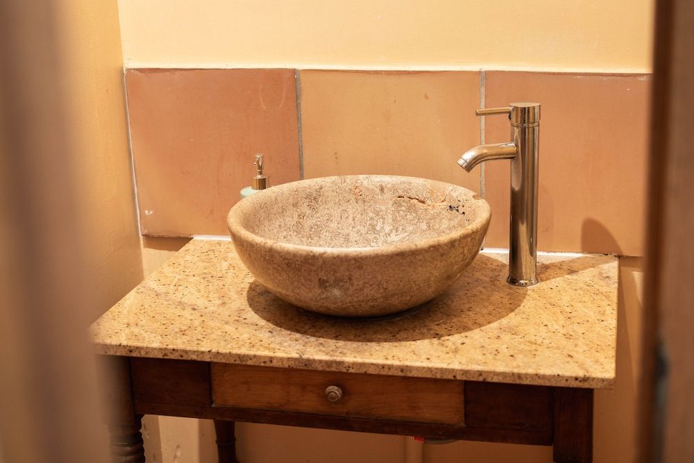 Prieuré d'orniols Standard Room (LA CEZE) 3