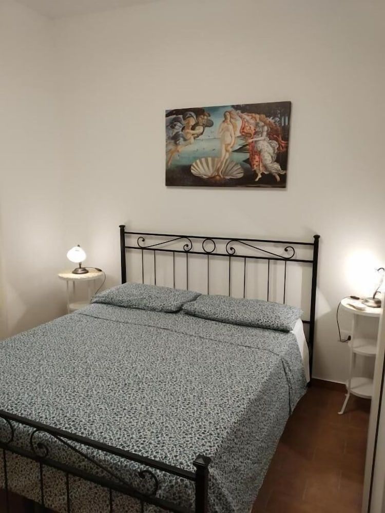 House, 1 Bedroom