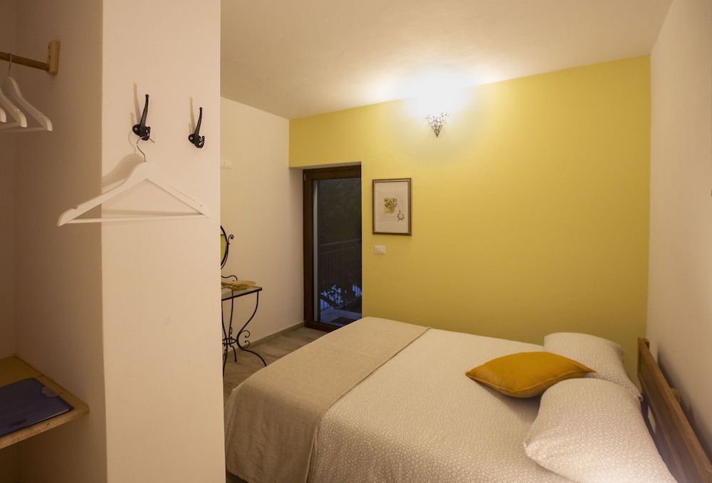 Deluxe Double Room, Garden View (Elicriso)