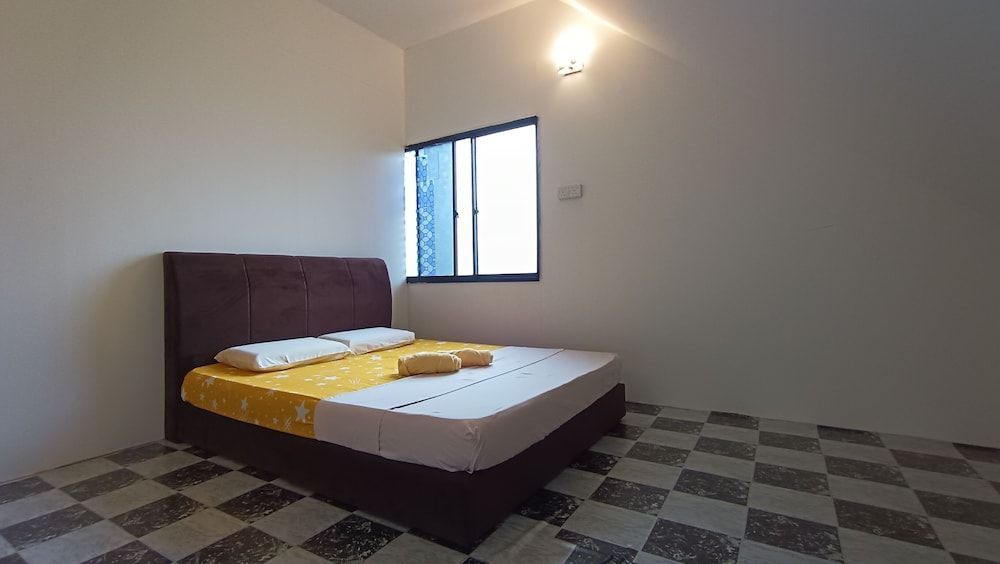 Double Room, Shared Bathroom