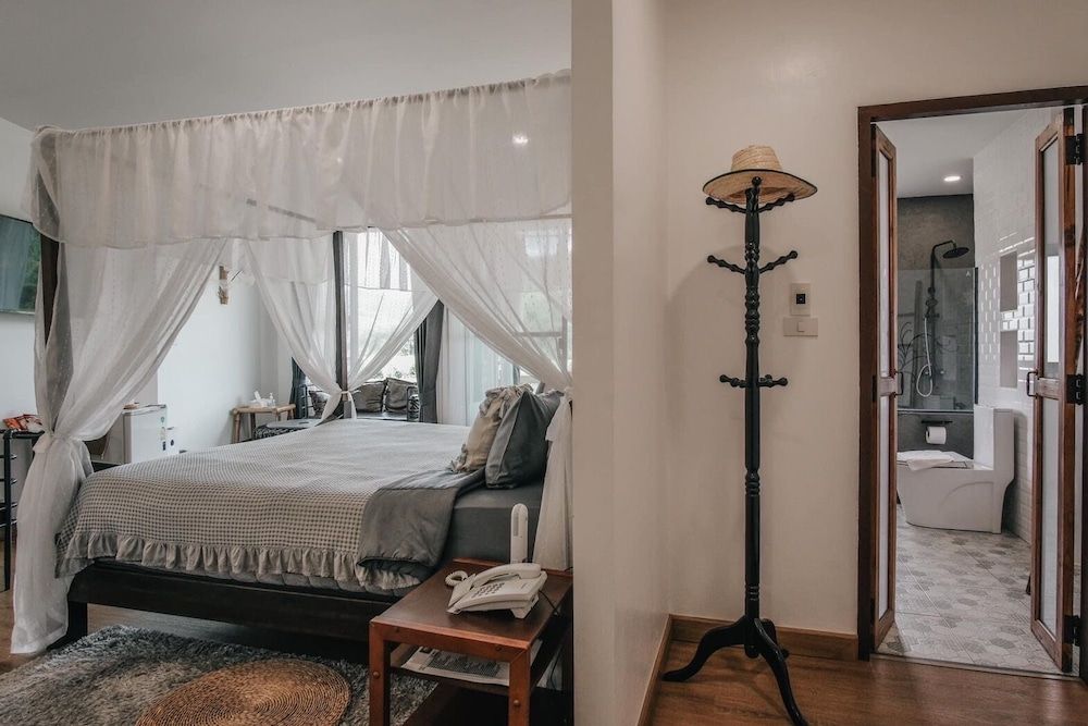 PU PAH KANNA PUA Sweet Farmer (King Bed) 4