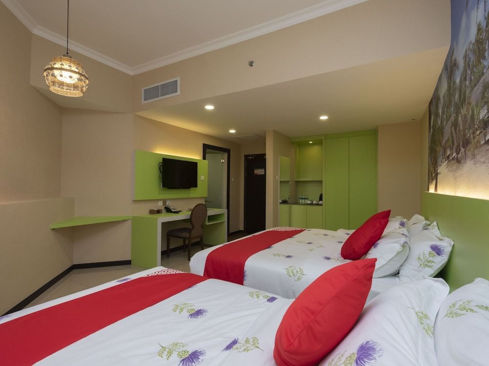 undefined Hotel Holmes GP 8