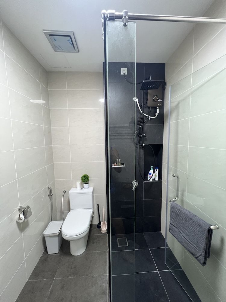 Eco Botanic Duplex KTV Unit Luxury Townhome, 3 Bedrooms, Sauna, City View 7