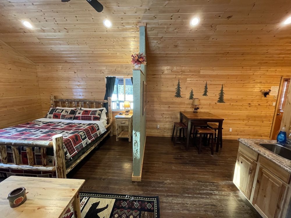 Bear creek resort - Campsite Deluxe Cabin 3