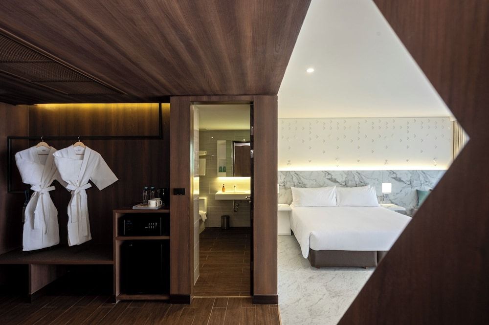 VELA Dhi Nakhon Phanom Executive Double Room, River View 7