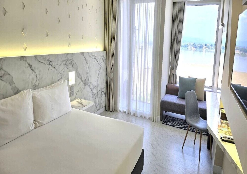 Superior Double Room, River View
