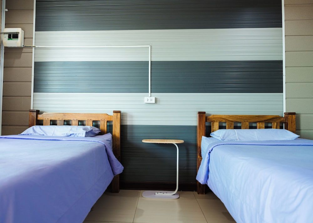 Baan Sabuy Jung Basic Twin Room