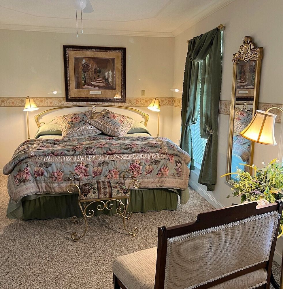 Rocky Hill Inn Premium Double Room, 1 King Bed