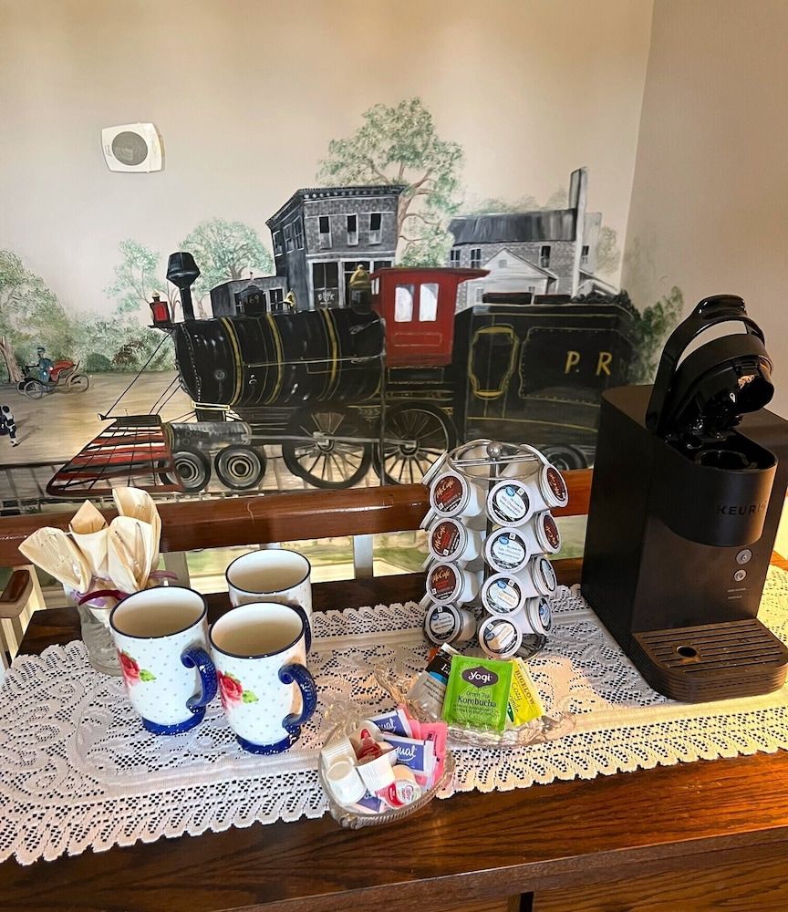 Rocky Hill Inn Premium Double Room, 1 King Bed 6