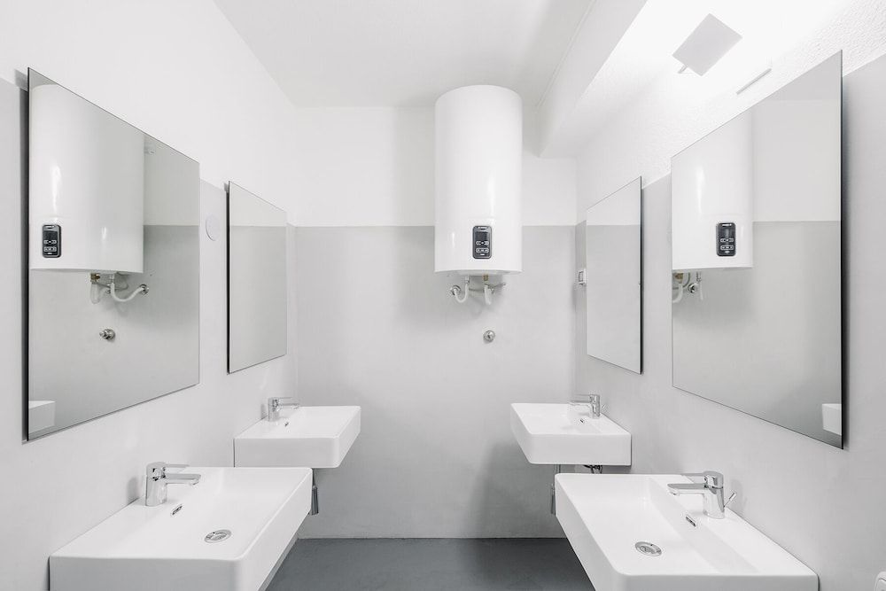 Ostello Henry Basic Shared Dormitory 2