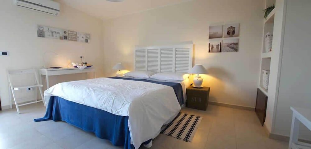 B&B La Terra dei Mari Classic Room, City View 3