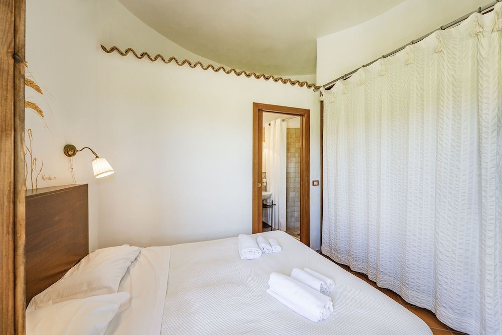 Family Apartment, 1 Bedroom (Granaio Biada In Fattoria Con Piscina)
