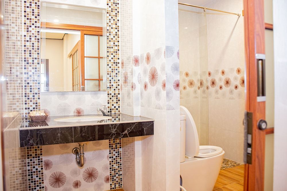 Saline Hot Spring Resort Deluxe Triple Room 7