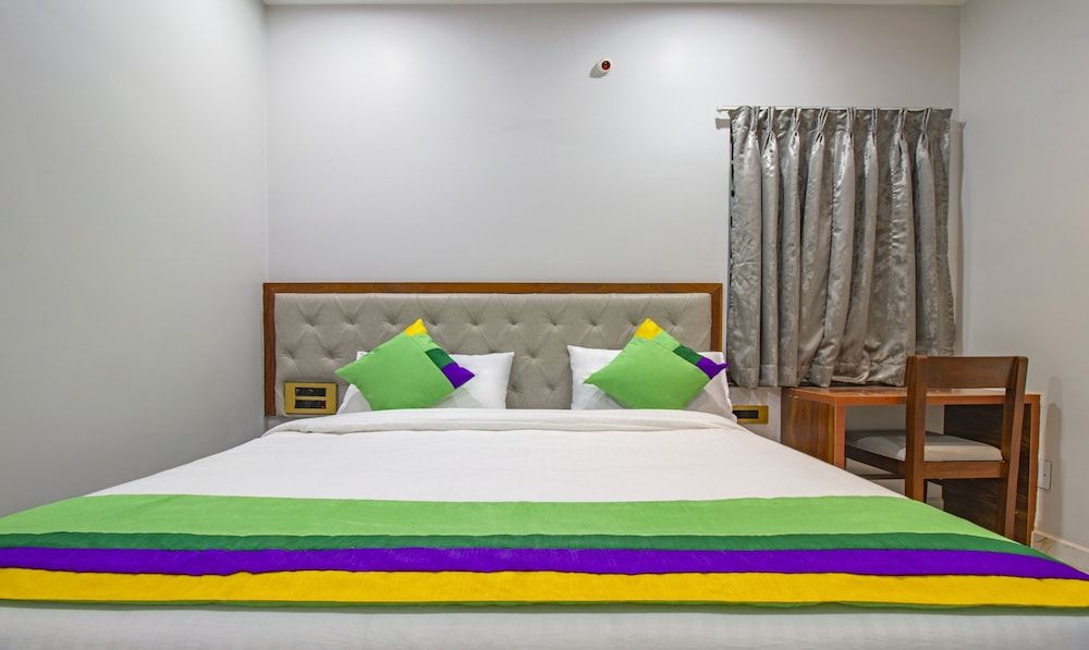 Treebo Abhi Suites, Guntur Standard Double Room 5