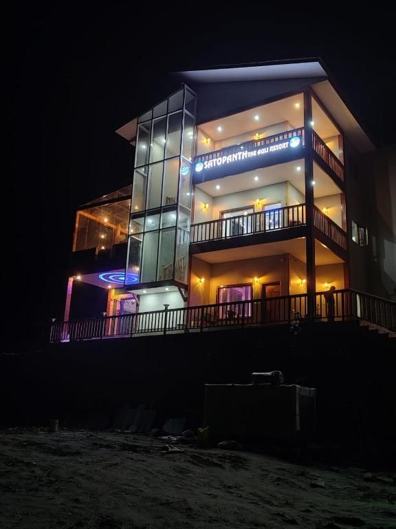 Hotel Exterior