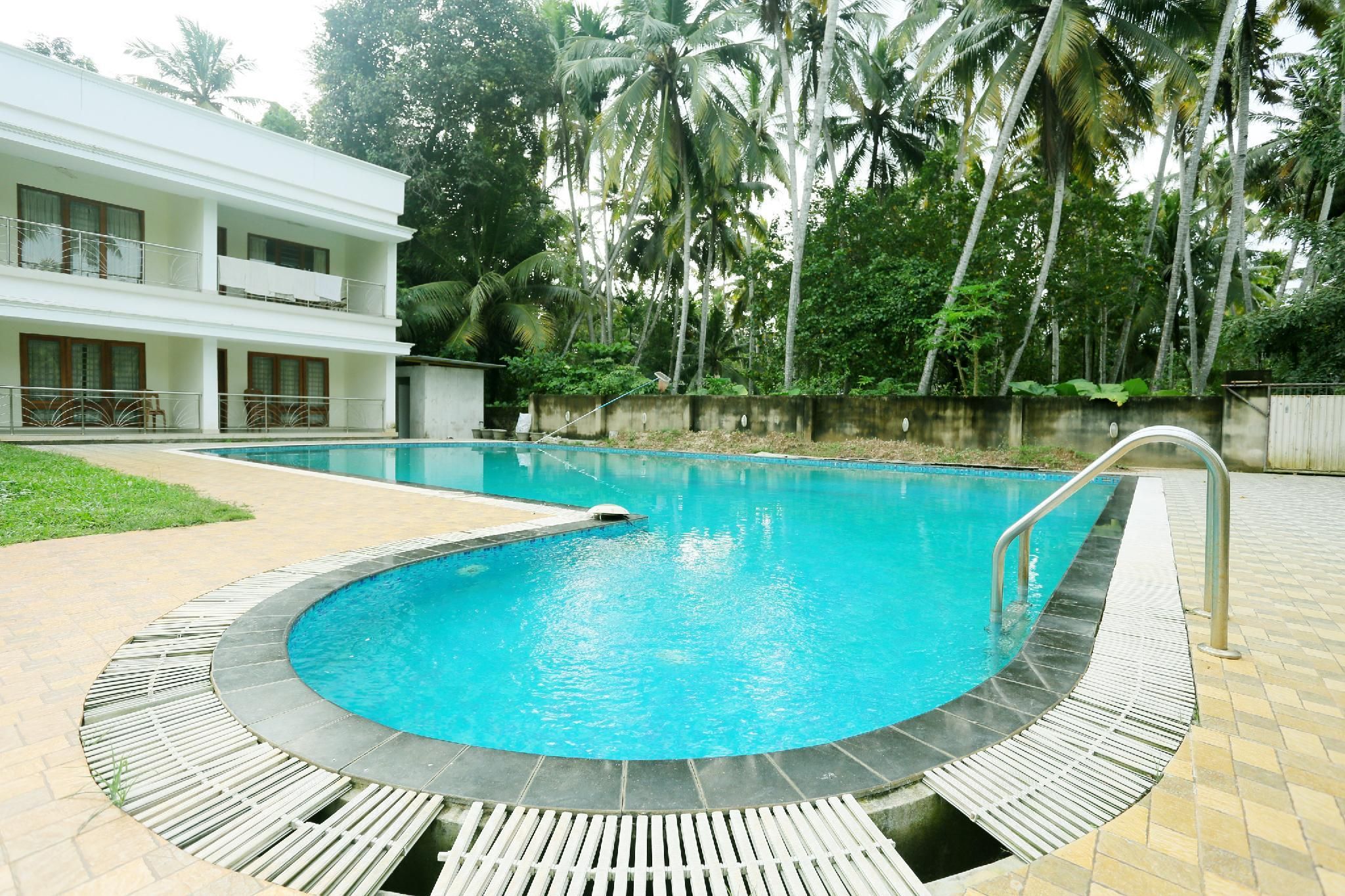undefined OYO 22567 Travancore Island Resort 8